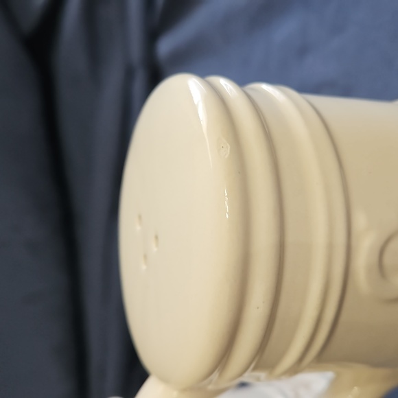 Home essentials and beyond set - Picture 3 of 9